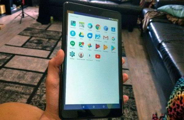 Обзор Chuwi Hi9 бюджетного планшета для игр Обзор Chuwi Hi9 бюджетного планшета для игр