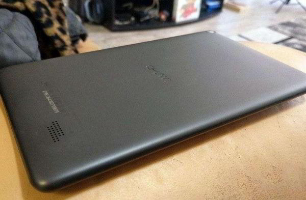 Обзор Chuwi Hi9 бюджетного планшета для игр Обзор Chuwi Hi9 бюджетного планшета для игр