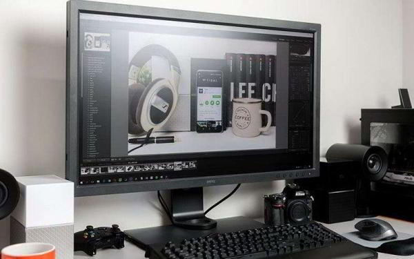 BenQ SW320 — Обзор профессионального 4K монитора, на котором можно всё BenQ SW320 — Обзор профессионального 4K монитора, на котором можно всё