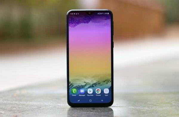 Обзор Samsung Galaxy M20: угроза смартфонам Xiaomi и Huawei Обзор Samsung Galaxy M20: угроза смартфонам Xiaomi и Huawei