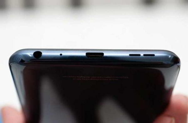 Обзор Asus Zenfone Max Pro M2 обновлённого большого смартфона Обзор Asus Zenfone Max Pro M2 обновлённого большого смартфона