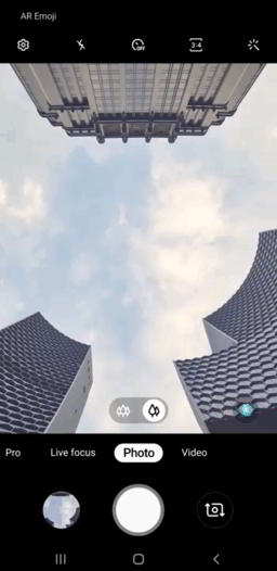 Обзор смартфона Samsung Galaxy A70: внушительный экран и емкая батарея Обзор смартфона Samsung Galaxy A70: внушительный экран и емкая батарея