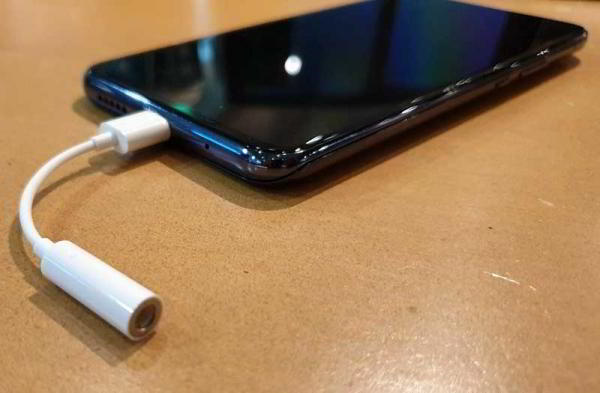 Обзор смартфона Honor Magic 2: яркого слайдера без рамок Обзор смартфона Honor Magic 2: яркого слайдера без рамок