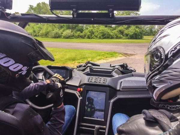 Брутальный электробагги Nicola NZT скоро составит конкуренцию Tesla Брутальный электробагги Nicola NZT скоро составит конкуренцию Tesla