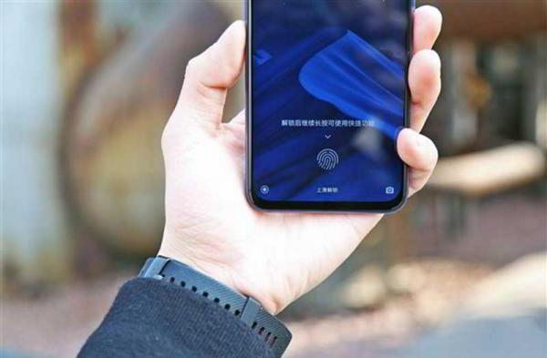 Обзор Xiaomi Mi 9 SE уменьшенной версии флагмана Обзор Xiaomi Mi 9 SE уменьшенной версии флагмана