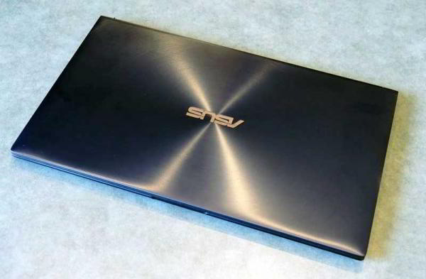 Обзор Asus ZenBook 15 UX533 производительного ноутбука в компактном корпусе Обзор Asus ZenBook 15 UX533 производительного ноутбука в компактном корпусе