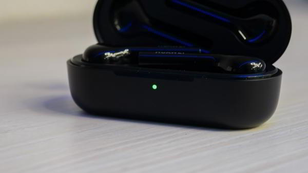 Обзор гарнитуры Huawei FreeBuds Lite. Полностью беспроводная красотка