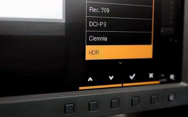 BenQ SW320 — Обзор профессионального 4K монитора, на котором можно всё BenQ SW320 — Обзор профессионального 4K монитора, на котором можно всё