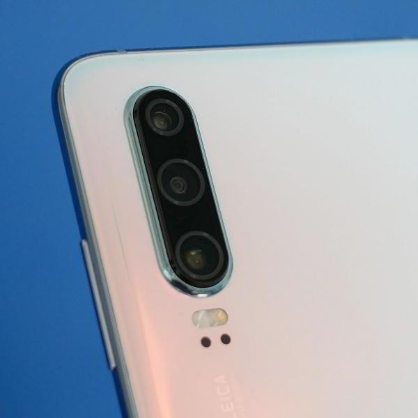 Обзор смартфона Huawei P30: базовый флагман Обзор смартфона Huawei P30: базовый флагман