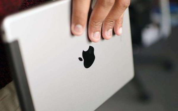 Обзор Apple iPad (2018) — Новый iPad почти не обновлён, но остаётся королём планшетов Обзор Apple iPad (2018) — Новый iPad почти не обновлён, но остаётся королём планшетов