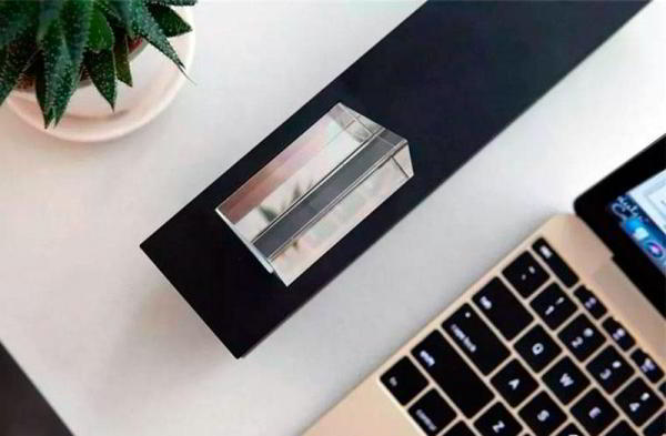 Первый обзор Meizu Gravity: иллюзия парящая в воздухе Первый обзор Meizu Gravity: иллюзия парящая в воздухе