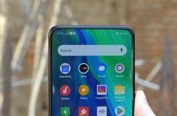 Обзор Oppo Reno: уникальный телефон с выдвижной камерой Обзор Oppo Reno: уникальный телефон с выдвижной камерой