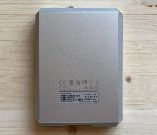 Обзор внешнего накопителя LaCie Mobile Drive (5TB) Обзор внешнего накопителя LaCie Mobile Drive (5TB)