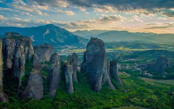 21 фото показывающее величие нашего мира, сделанное беспилотным дроном 21 фото показывающее величие нашего мира, сделанное беспилотным дроном