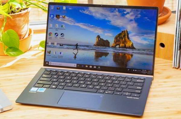 Обзор ноутбука Asus ZenBook 14 UX433 — хороший и немного особенный Обзор ноутбука Asus ZenBook 14 UX433 — хороший и немного особенный