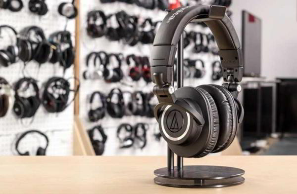 Обзор Audio-Technica ATH-M50xBT: студийный звук всегда с вами Обзор Audio-Technica ATH-M50xBT: студийный звук всегда с вами