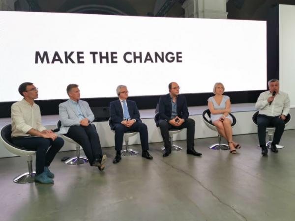 Репортаж с официальной презентации JUUL в Украине Репортаж с официальной презентации JUUL в Украине