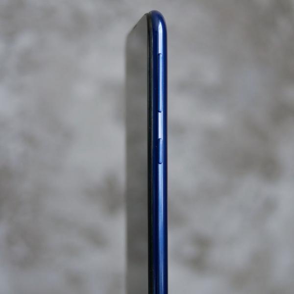 Обзор смартфона Samsung Galaxy M20: долгожитель с треугольной "челкой" Обзор смартфона Samsung Galaxy M20: долгожитель с треугольной "челкой"