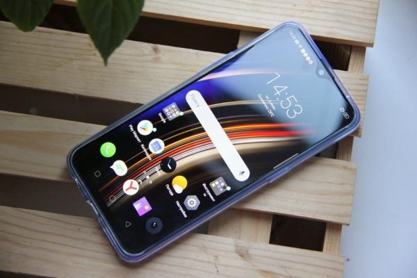 Обзор смартфона realme 3 Pro: недорогой смартфон с интересными возможностями Обзор смартфона realme 3 Pro: недорогой смартфон с интересными возможностями