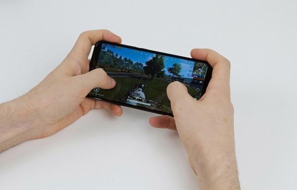 Обзор Redmi 7: симпатичный бюджетник с отличным временем работы Обзор Redmi 7: симпатичный бюджетник с отличным временем работы