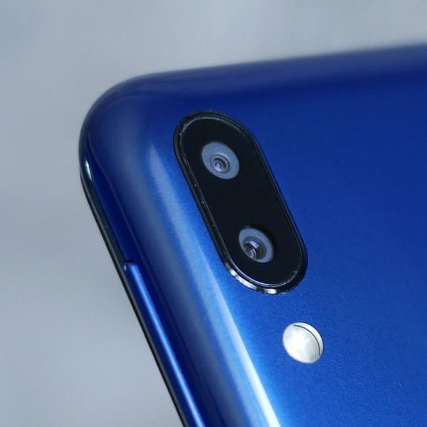 Обзор смартфона Samsung Galaxy M20: долгожитель с треугольной "челкой" Обзор смартфона Samsung Galaxy M20: долгожитель с треугольной "челкой"