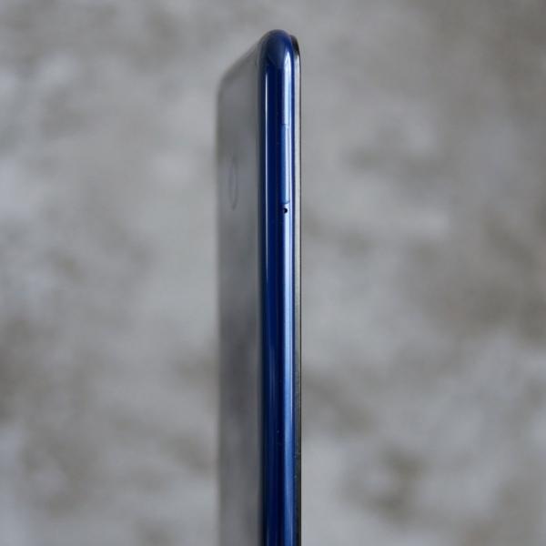 Обзор смартфона Samsung Galaxy M20: долгожитель с треугольной "челкой" Обзор смартфона Samsung Galaxy M20: долгожитель с треугольной "челкой"