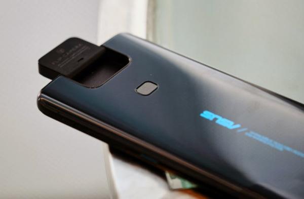 Обзор Asus Zenfone 6: флагманский телефон, не имеющий аналогов Обзор Asus Zenfone 6: флагманский телефон, не имеющий аналогов