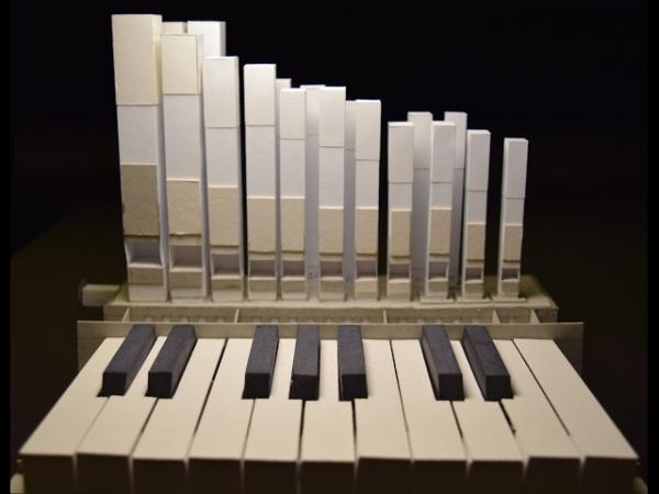 Изобретатель из Белоруссии создал картонный орган Изобретатель из Белоруссии создал картонный орган