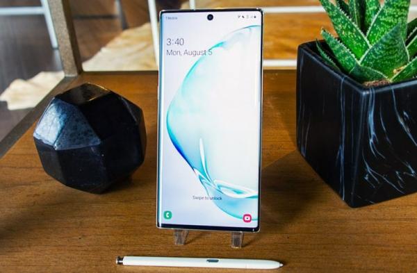 Первый обзор Samsung Galaxy Note 10: меньший смартфон с широкими возможностями Первый обзор Samsung Galaxy Note 10: меньший смартфон с широкими возможностями