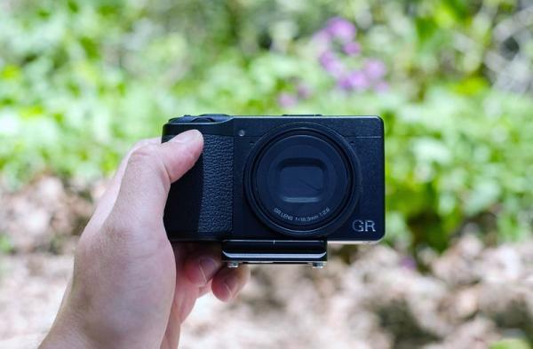 Обзор Ricoh GR III: компактная камера, снимающая как DSLR Обзор Ricoh GR III: компактная камера, снимающая как DSLR