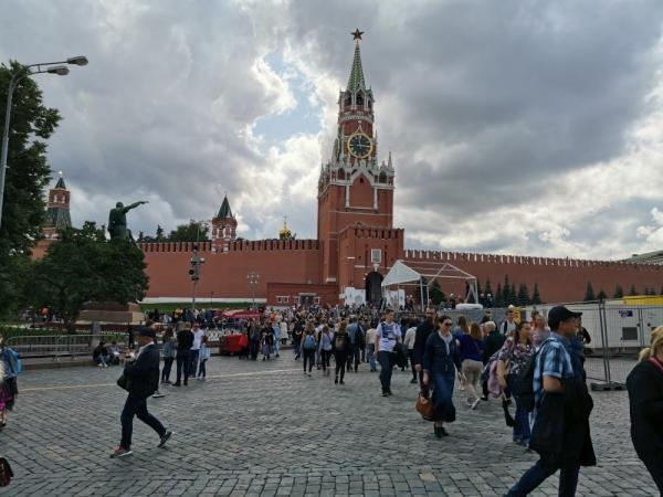 Обзор Honor 20 Pro: мощный камерофон, который хотел стать максимально бюджетным Обзор Honor 20 Pro: мощный камерофон, который хотел стать максимально бюджетным