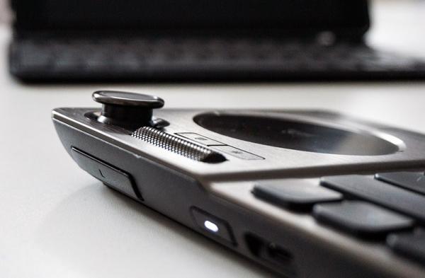 Обзор Corsair K83 Wireless: мультимедийная клавиатура для управления всем Обзор Corsair K83 Wireless: мультимедийная клавиатура для управления всем