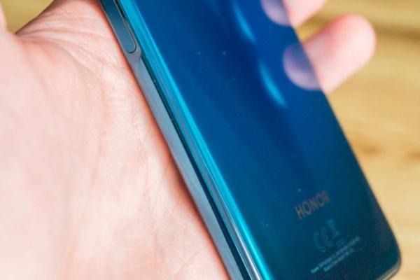 Обзор Honor 20 Pro — работа над ошибками? Обзор Honor 20 Pro — работа над ошибками?
