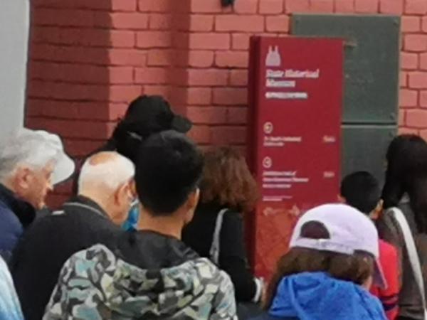 Обзор Honor 20 Pro: мощный камерофон, который хотел стать максимально бюджетным Обзор Honor 20 Pro: мощный камерофон, который хотел стать максимально бюджетным