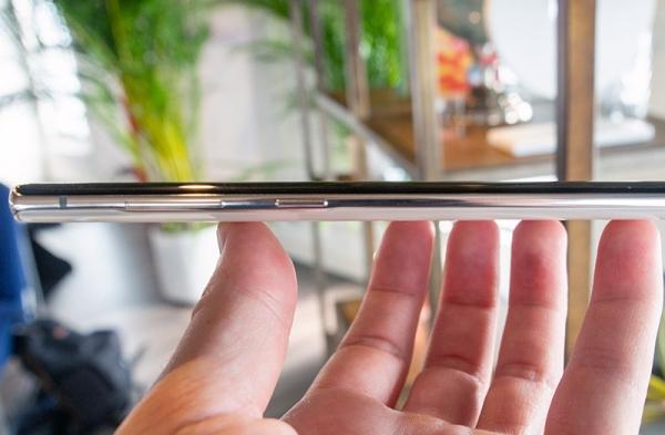 Первый обзор Samsung Galaxy Note 10: меньший смартфон с широкими возможностями Первый обзор Samsung Galaxy Note 10: меньший смартфон с широкими возможностями