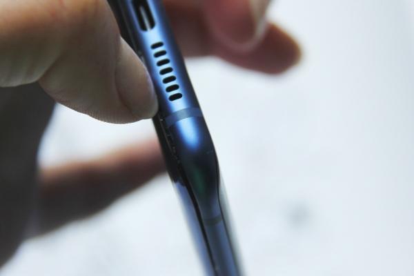 Обзор смартфона ZTE Axon 10 Pro: почти как флагман, но вдвое дешевле Обзор смартфона ZTE Axon 10 Pro: почти как флагман, но вдвое дешевле