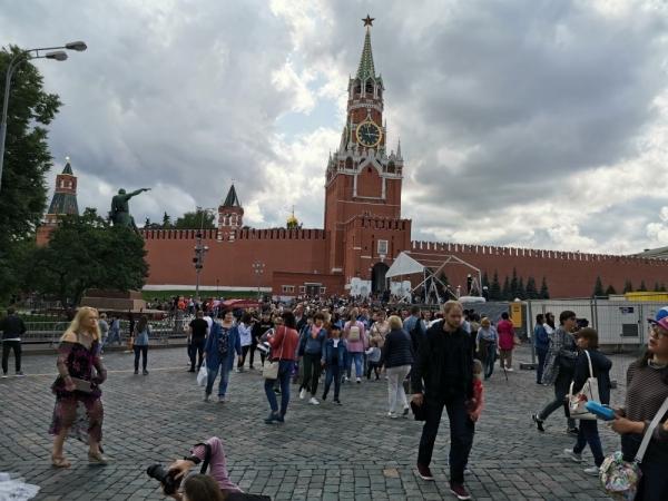 Обзор Honor 20 Pro: мощный камерофон, который хотел стать максимально бюджетным Обзор Honor 20 Pro: мощный камерофон, который хотел стать максимально бюджетным