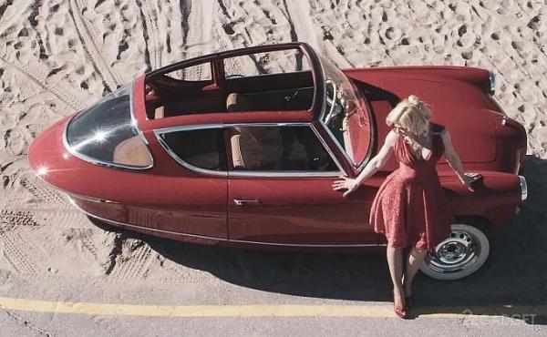 Трехколесный электромобиль Nobe 100 можно парковать на стене (9 фото + видео) Трехколесный электромобиль Nobe 100 можно парковать на стене (9 фото + видео)