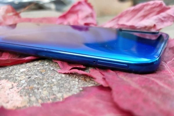 Обзор Xiaomi Mi A3: смартфон, в котором мы жестоко ошиблись Обзор Xiaomi Mi A3: смартфон, в котором мы жестоко ошиблись