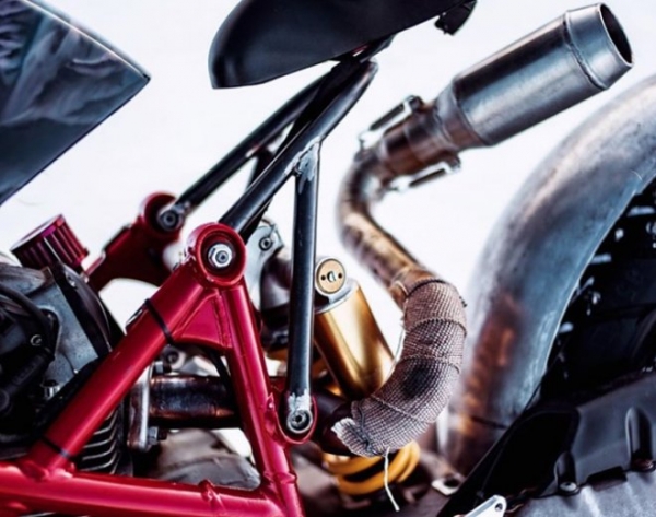 Российский умелец создал уникальный трайк для гонок на льду Российский умелец создал уникальный трайк для гонок на льду