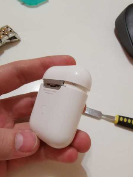 Анатомия подделки. AirPods 2 Анатомия подделки. AirPods 2