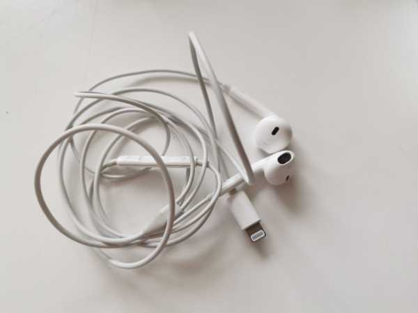 Анатомия подделки. AirPods 2 Анатомия подделки. AirPods 2