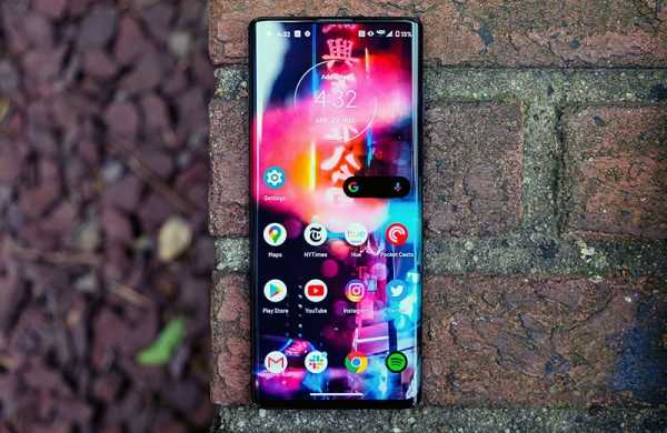 Обзор Motorola Edge Plus: неидеального смартфона флагманского уровня Обзор Motorola Edge Plus: неидеального смартфона флагманского уровня