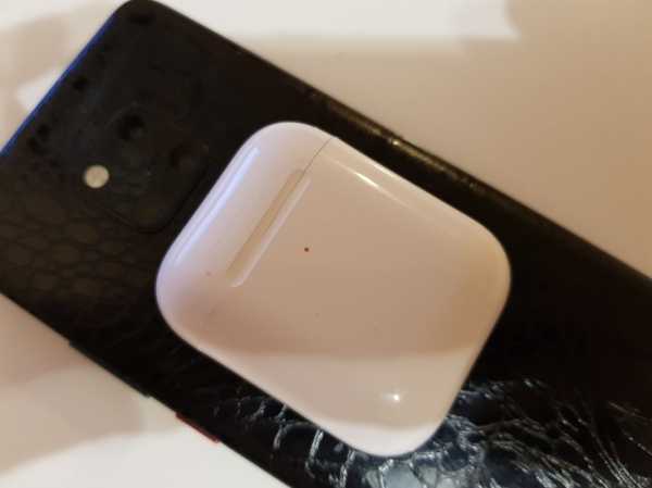 Анатомия подделки. AirPods 2 Анатомия подделки. AirPods 2