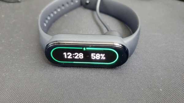 Обзор Xiaomi Mi Smart Band 6: яркий хит с датчиком SpO2 Обзор Xiaomi Mi Smart Band 6: яркий хит с датчиком SpO2