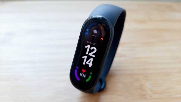 Обзор Xiaomi Mi Smart Band 6: яркий хит с датчиком SpO2 Обзор Xiaomi Mi Smart Band 6: яркий хит с датчиком SpO2