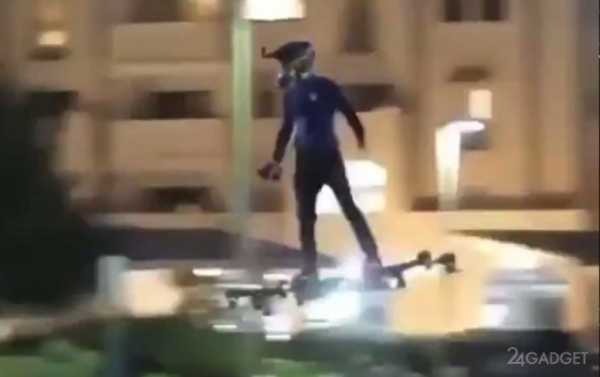 Полёт на ховерборде по ночному городу (2 видео)