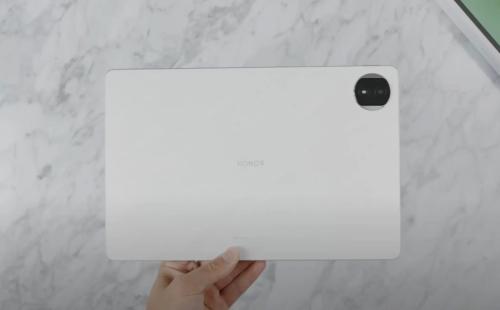 Honor MagicPad 2: определена цена и дата выхода в России Honor MagicPad 2: определена цена и дата выхода в России