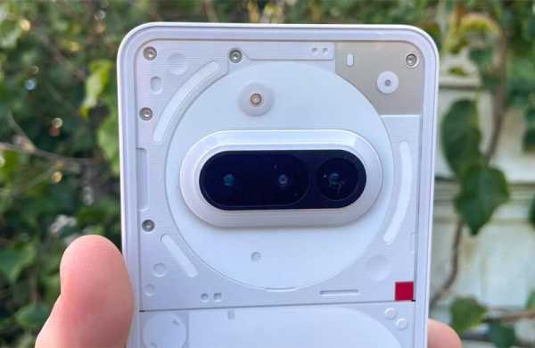 Обзор Nothing Phone (3a): уникального смартфона с футуристичным дизайном Обзор Nothing Phone (3a): уникального смартфона с футуристичным дизайном
