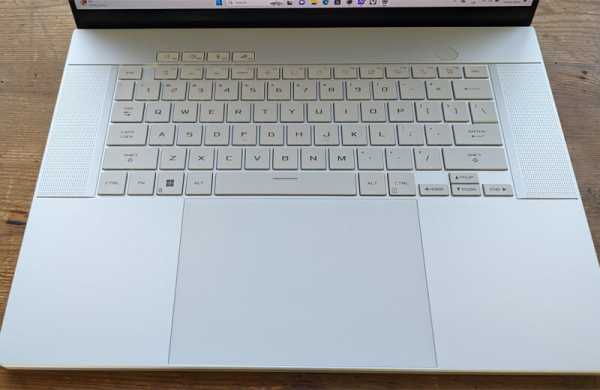 Обзор Asus ROG Zephyrus G16 (2024): идеального ноутбука для игр и работы Обзор Asus ROG Zephyrus G16 (2024): идеального ноутбука для игр и работы